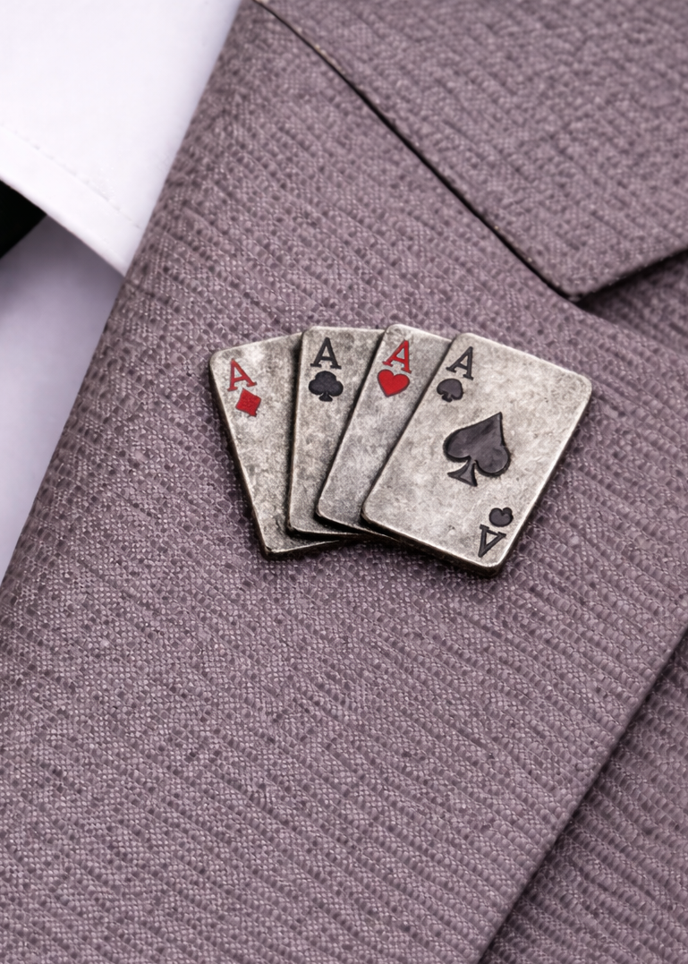 Lucky Hand - 1” Pin